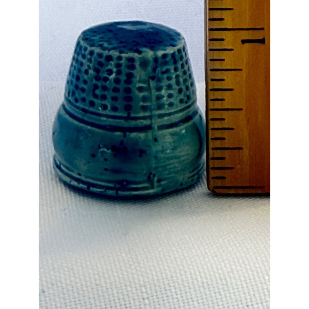 Vintage Set Of 5 Handmade Ceramic Thimbles Blue Yellow White Speckled Designs - Picture 11 of 16